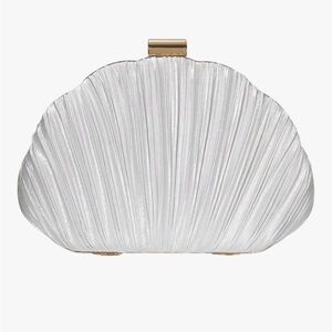 Shell Shaped Clutch Purse – White